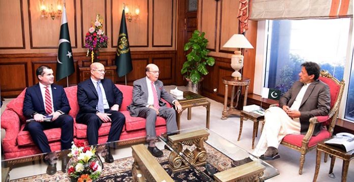Prime Minister Imran Khan meets the visiting U.S. Secretary of Commerce Wilbur Ross.