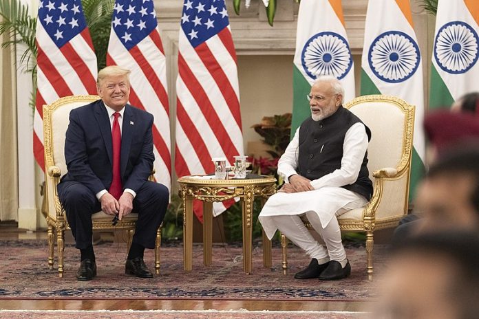 800px President Trump and the First Lady in India 49583813012